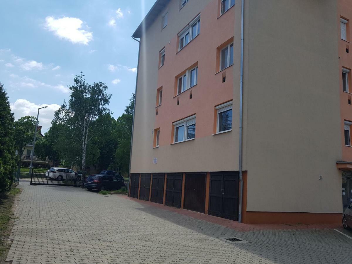 Bazsi Apartman Siófok Extérieur photo